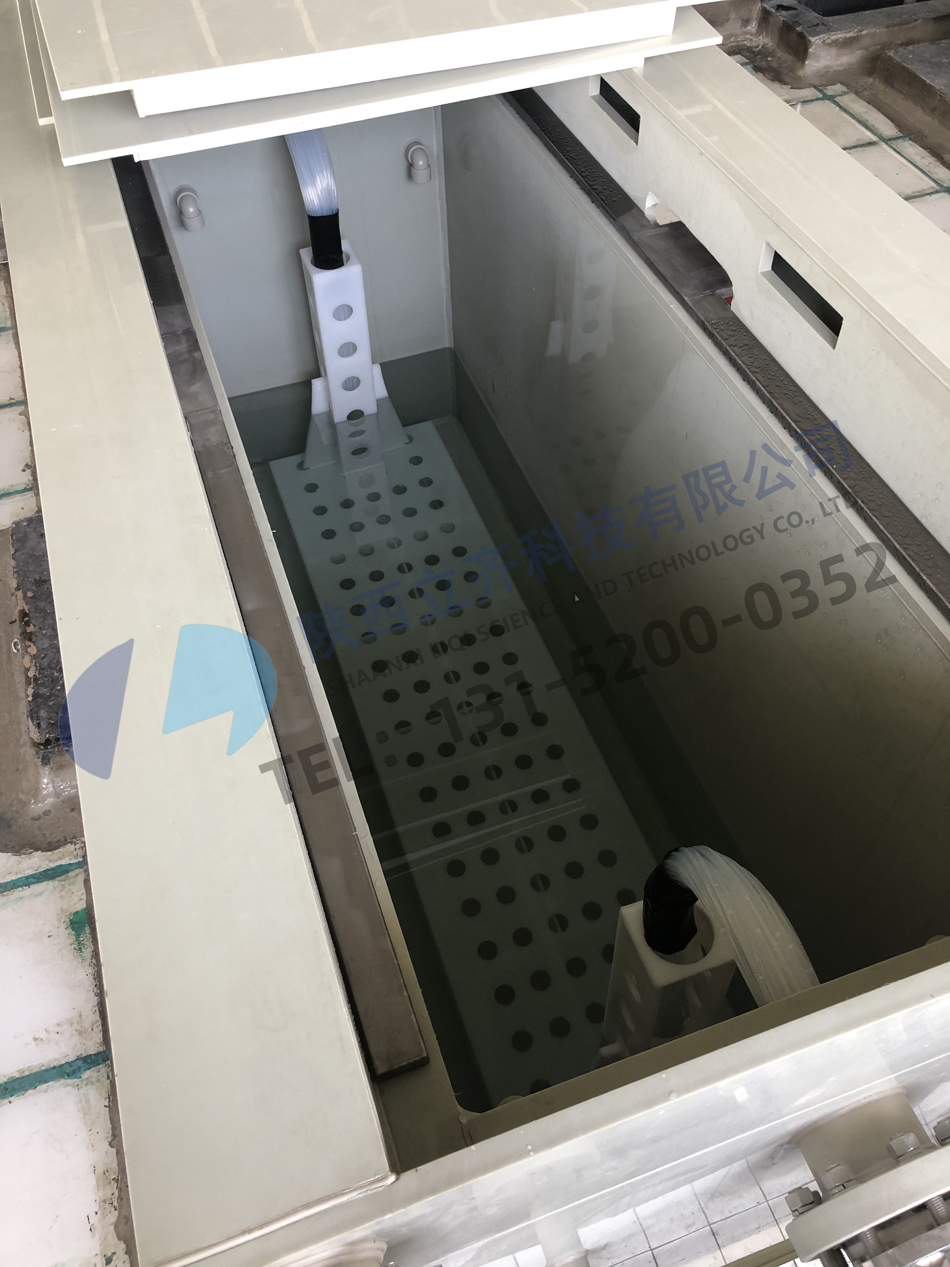 电解槽内置氟塑料换热器