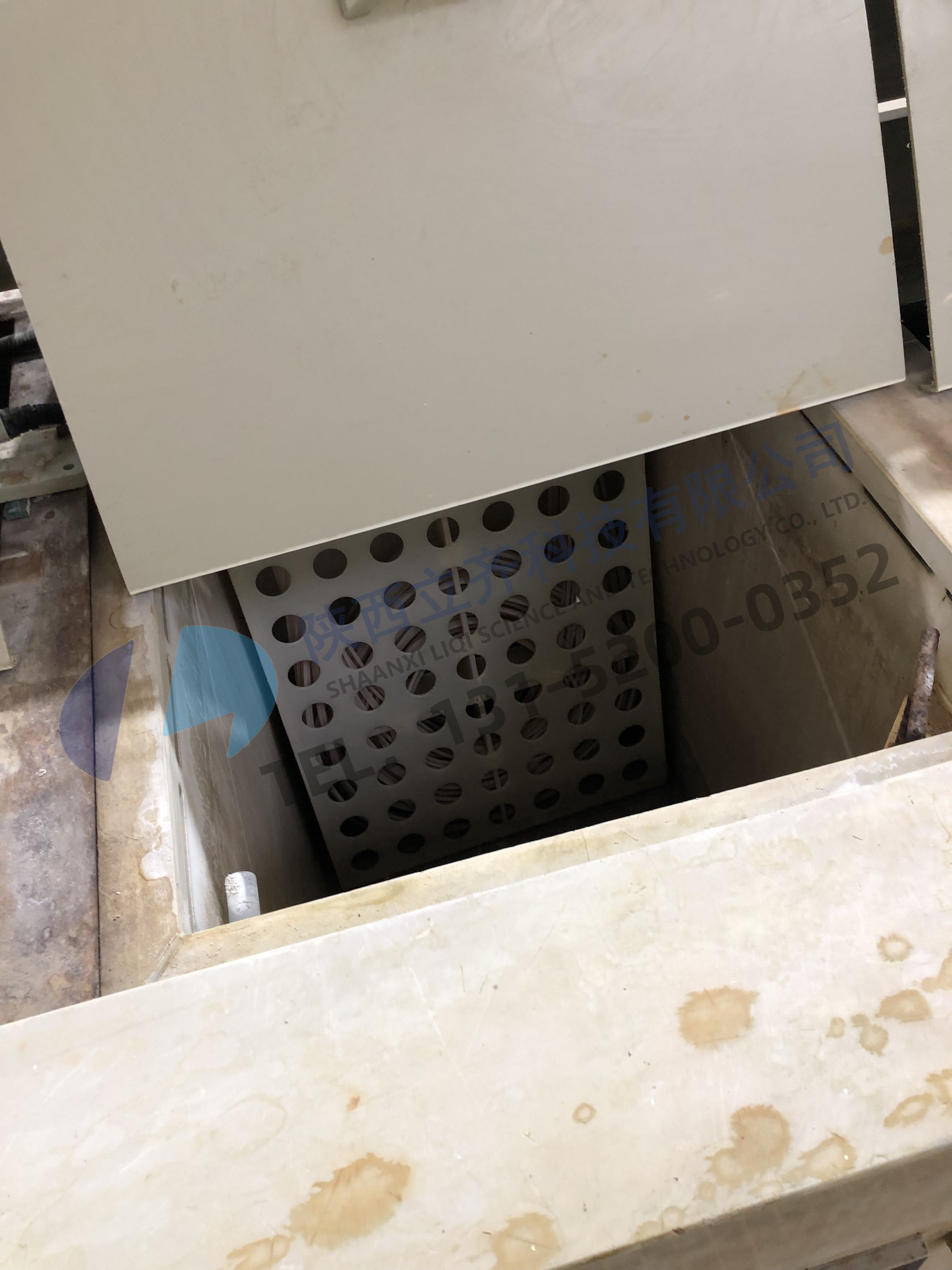 电解槽内置氟塑料换热器